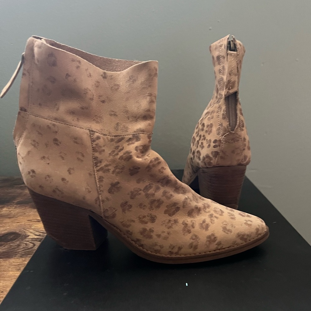 Mattise bootie! Soft leather uppers. Made in Brazil. Size 8 1/2